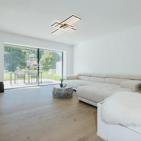 Garden In * הינטרצארטן