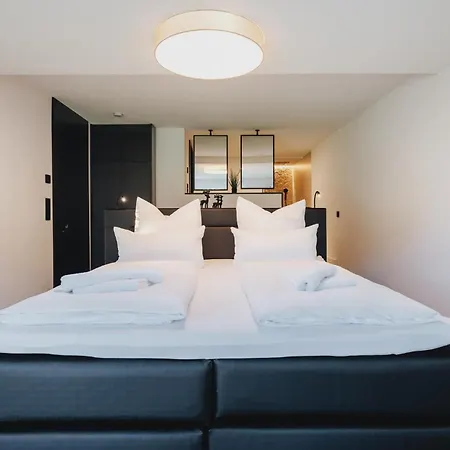 Garden In הינטרצארטן